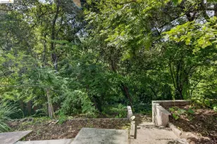 6301 Hillmont Dr, Oakland, CA 94605 - Photo 25