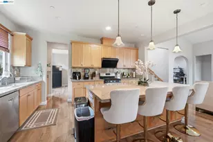 1176 Duomo Way, Manteca, CA 95337 - Photo 5