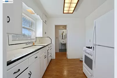1928 Alpha Way, Antioch, CA 94509 - Photo 9