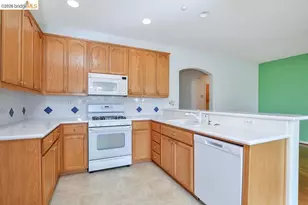 987 Centennial Dr, Brentwood, CA 94513 - Photo 11