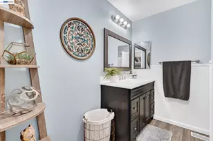 5542 Riverlake Rd, Discovery Bay, CA 94505 - Photo 29