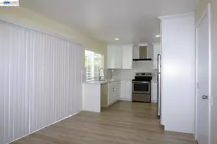 30888 Tidewater Dr, Union City, CA 94587 - Photo 13