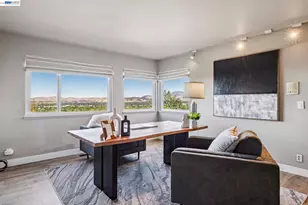 15 Surmont Ct, Lafayette, CA 94549 - Photo 23