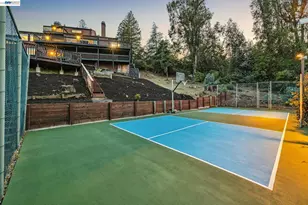 15 Surmont Ct, Lafayette, CA 94549 - Photo 51