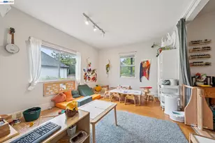 5227 Locksley Ave, Oakland, CA 94618 - Photo 7