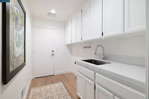 7 Crockett Dr, Moraga, CA 94556 - Photo 29