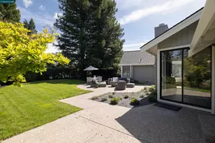 7 Crockett Dr, Moraga, CA 94556 - Photo 31