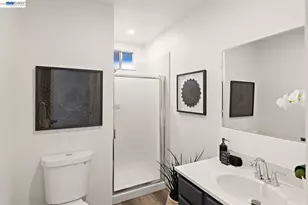 2242 39th Ave, Oakland, CA 94601 - Photo 9
