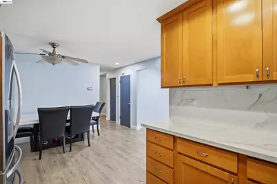 32252 Valiant Way, Union City, CA 94587 - Photo 19