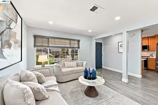 32252 Valiant Way, Union City, CA 94587 - Photo 7