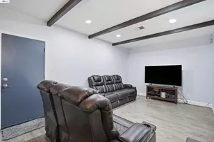 32252 Valiant Way, Union City, CA 94587 - Photo 13