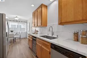15753 Via Sonata, San Lorenzo, CA 94580 - Photo 13