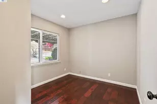 8019 Sterling Dr, Oakland, CA 94605 - Photo 31