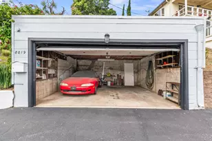 8019 Sterling Dr, Oakland, CA 94605 - Photo 5