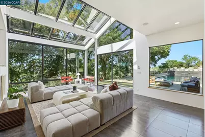 240 Tappan Ln, Orinda, CA 94563 - Photo 21