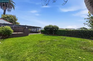 722 Palmera Ct, Alameda, CA 94501 - Photo 39