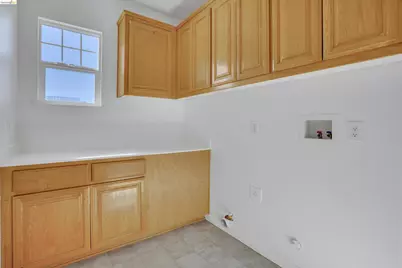 2340 St Augustine Dr, Brentwood, CA 94513 - Photo 33