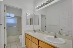 2340 St Augustine Dr, Brentwood, CA 94513 - Photo 35