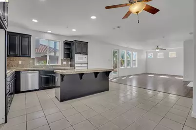2340 St Augustine Dr, Brentwood, CA 94513 - Photo 27