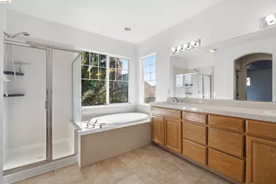 2340 St Augustine Dr, Brentwood, CA 94513 - Photo 39