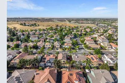 2340 St Augustine Dr, Brentwood, CA 94513 - Photo 49