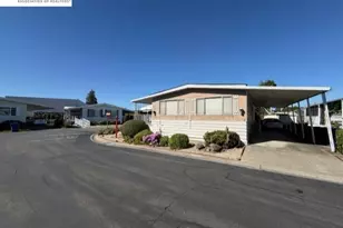 27957 Pueblo Serena, Hayward, CA 94545 - Photo 35