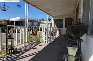 27957 Pueblo Serena, Hayward, CA 94545 - Photo 29