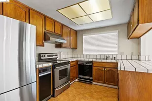 3874 Burton Common, Fremont, CA 94536 - Photo 25