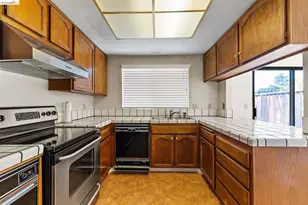 3874 Burton Common, Fremont, CA 94536 - Photo 27
