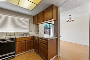 3874 Burton Common, Fremont, CA 94536 - Photo 27