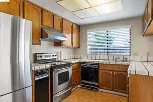 3874 Burton Common, Fremont, CA 94536 - Photo 31