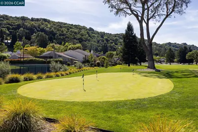 1712 Saint Andrews Dr, Moraga, CA 94556 - Photo 53