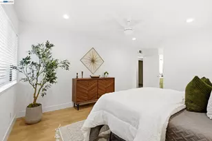 3855 Panda Pl, San Jose, CA 95117 - Photo 19