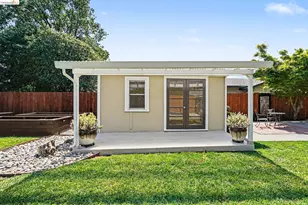 2092 Casa Grande St, Benicia, CA 94510 - Photo 41