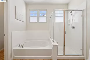 2421 Haile St, Alameda, CA 94501 - Photo 31