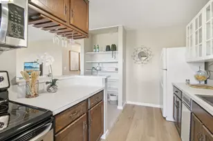 16363 Saratoga St, San Leandro, CA 94578 - Photo 17