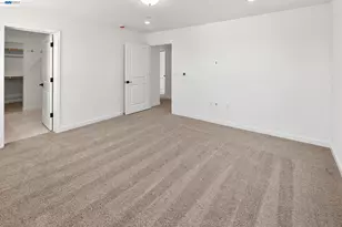 859 Pecan Tree Ln, Galt, CA 95632 - Photo 9