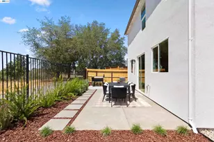 851 Pecan Tree Ln, Galt, CA 95632 - Photo 19