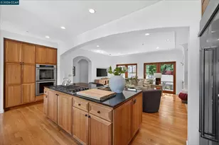 21 Live Oak Rd, Berkeley, CA 94705 - Photo 15