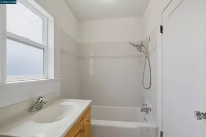 10 12th Street, Richmond, CA 94801 - Photo 25