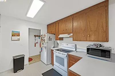 3872 35th Ave, Oakland, CA 94619 - Photo 27