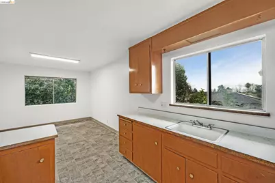 3872 35th Ave, Oakland, CA 94619 - Photo 37