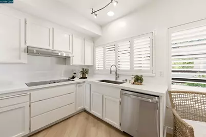 3425 Terra Granada Dr #2B, Walnut Creek, CA 94595 - Photo 3