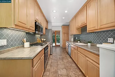 3750 Alhambra Way, Martinez, CA 94553 - Photo 15