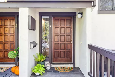 45 Corte Real #1, Larkspur, CA 94904 - Photo 3