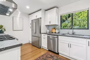 4305 Harbor View Ave, Oakland, CA 94619 - Photo 29