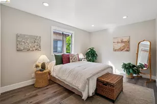 1944 20th St, Oakland, CA 94606 - Photo 17