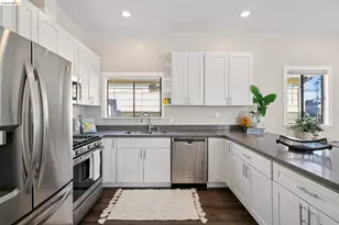 1944 20th St, Oakland, CA 94606 - Photo 9