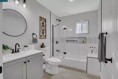 2131 Pomona Ave, Martinez, CA 94553 - Photo 17