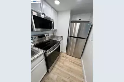 3701 Colonial Dr #36, Modesto, CA 95356 - Photo 5